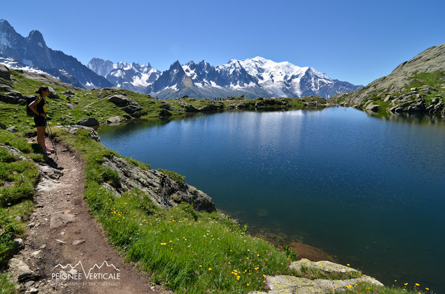 Le Lac Blanc (2352m), depuis le col des Montets