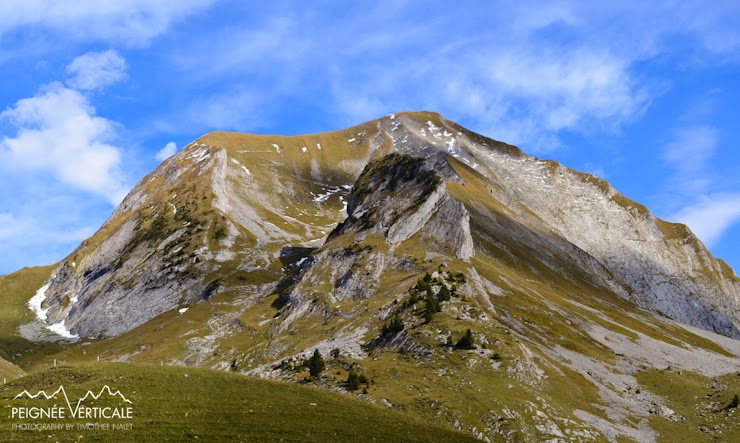 Mont Charvin (2409m), face Ouest depuis les Fontanettes (voie normale d’été)