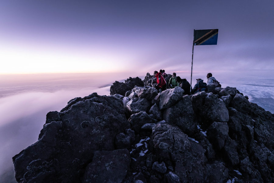 L’ascension du Mont Meru (4565m) : un trek sur le 5ème sommet d’Afrique !