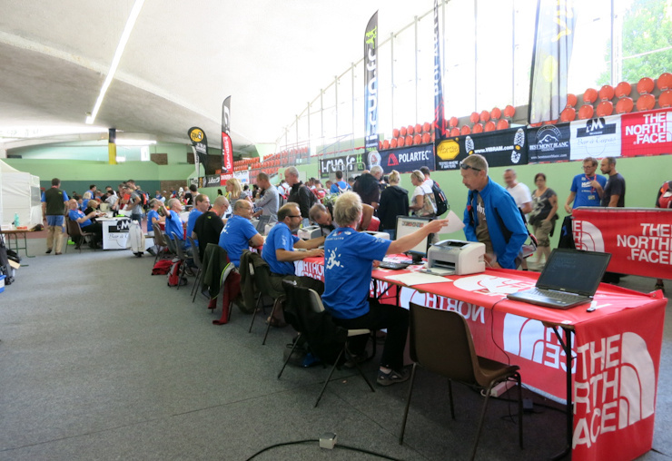 UTMB 2013 (168km – 9.800+) : un truc à dormir debout !
