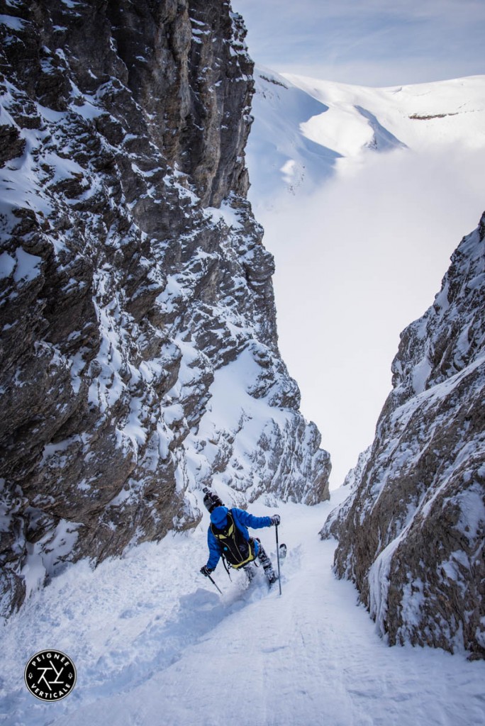Pointe-Areu-Couloir-Ouest-Peignee-Verticale-7103