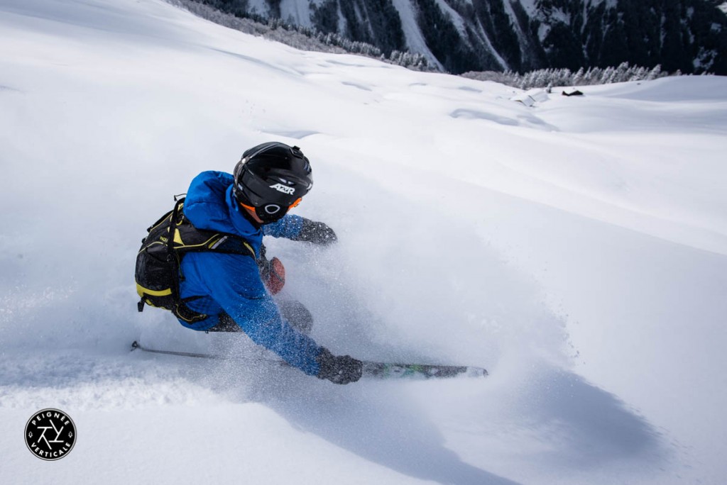 Pointe-Areu-Couloir-Ouest-Peignee-Verticale-7136