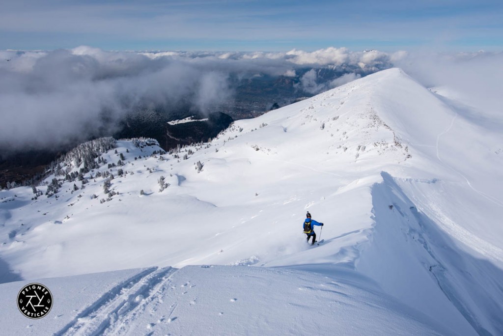 Pointe-Areu-Couloir-Ouest-Peignee-Verticale-7147