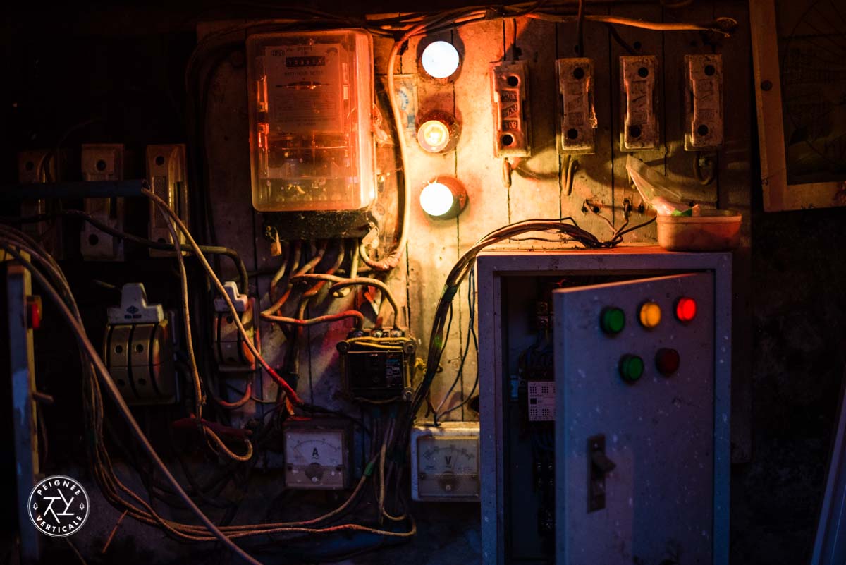 Installation électrique Birmane Birmanie-Photos-Voyage-Best-of-6375